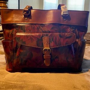 Brand new Patricia Nash